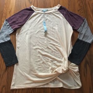 Long sleeve knot top